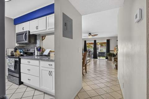12027 Greenway Circle #204, Royal Palm Beach FL - photo 7 of 42