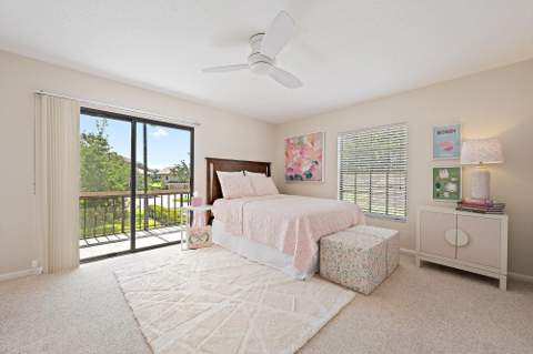 18480 SE Wood Haven Lane #J, Jupiter FL - photo 10 of 28