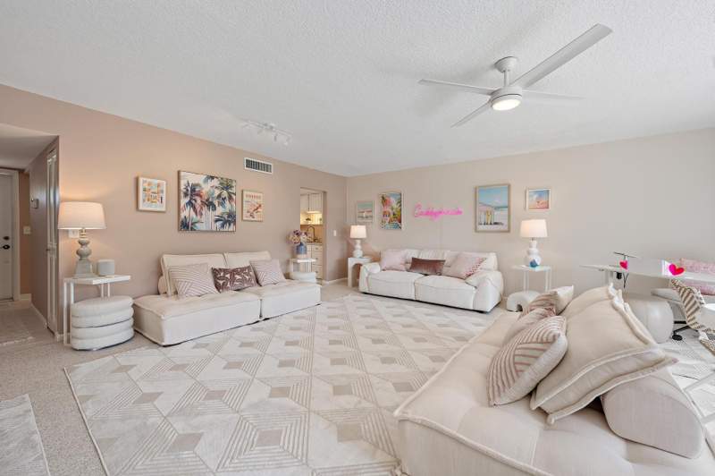 1 bedroom Condominium at 18480 SE Wood Haven Lane #J, Riverbend Condo, Jupiter — photo 3