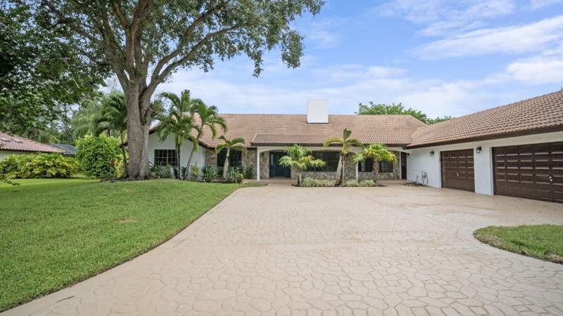 4 bedroom Single Family Residence at 7510 E Cypresshead Drive, Parkland Lakes, Parkland — photo 4