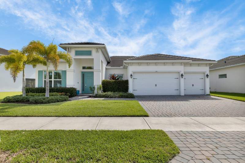 3 bedroom Single Family Residence at 735 SW Pennfield Terrace, Banyan Bay Pud Phase 2A & 2B, Stuart — photo 3