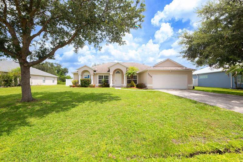 4 bedroom Single Family Residence at 2606 Serenity Circle, Palm Lakes Gardens, Fort Pierce — photo 3