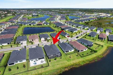 13892 SE Riversway Street, Port St. Lucie FL - photo 12 of 56