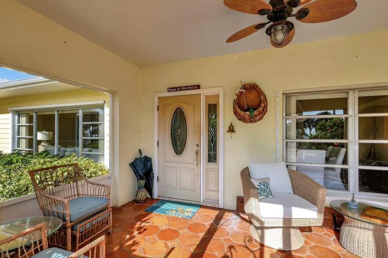 4 bedroom Single Family Residence at 7501 S Indian River Drive, Metes And Bounds, Fort Pierce — photo 4