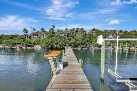 7501 S Indian River Drive, Fort Pierce FL - photo 9 of 45