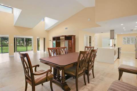 6845 Fountains Circle, Lake Worth FL - photo 6 of 37