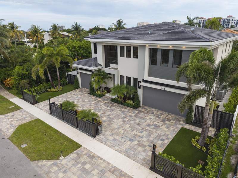 5 bedroom Single Family Residence at 255 NE 3rd Street, Boca Villas, Boca Raton — photo 2