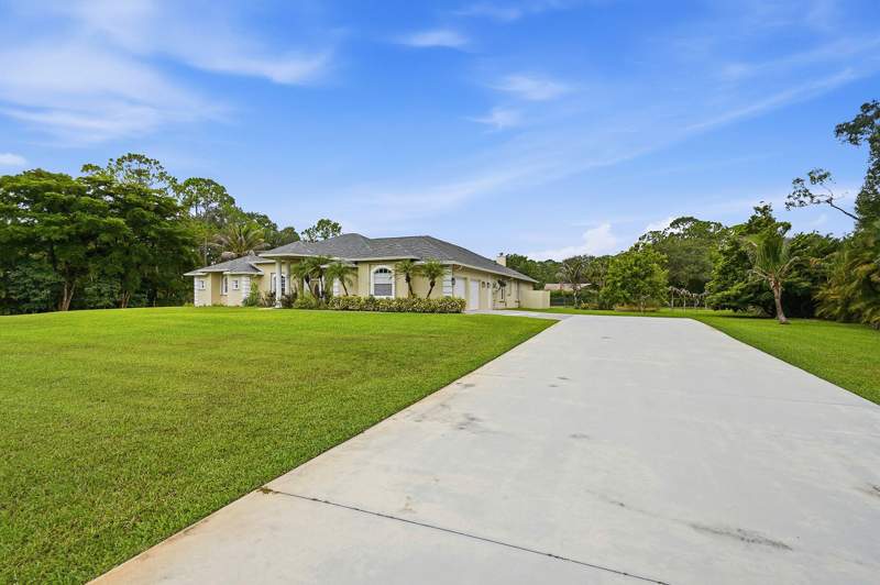 4 bedroom Single Family Residence at 13882 43rd Road, Royal Palm Beach, Royal Palm Beach — photo 5