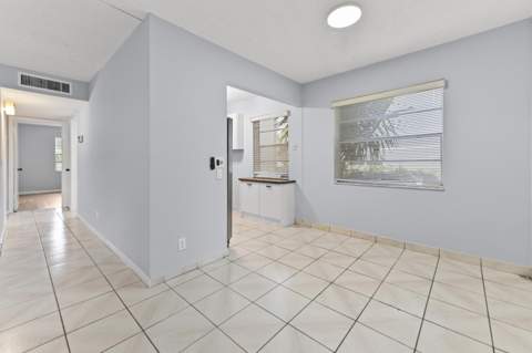 548 Capri L, Delray Beach FL - photo 7 of 36