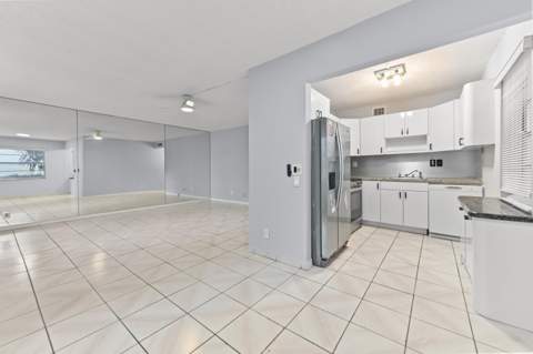 548 Capri L, Delray Beach FL - photo 8 of 36