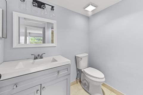 548 Capri L, Delray Beach FL - photo 14 of 36