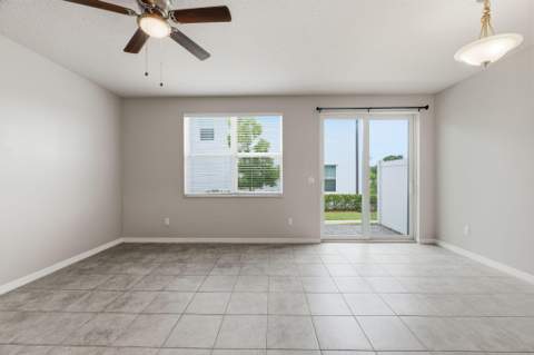 4046 Hot Springs Avenue, Palm Springs FL - photo 8 of 36