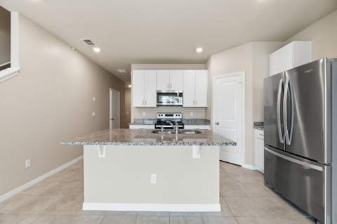 4046 Hot Springs Avenue, Palm Springs FL - photo 10 of 36