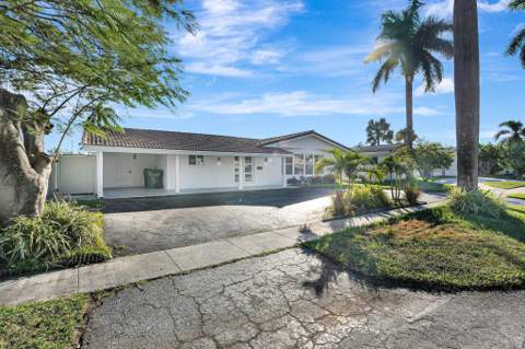 1478 NE 57th Court, Fort Lauderdale FL - photo 14 of 61