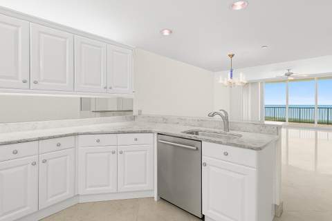 800 Ocean Drive #204, Juno Beach FL - photo 11 of 39