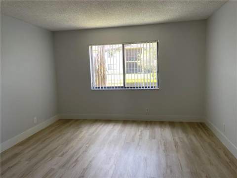 235 Lakeview Drive #102, Weston FL - photo 9 of 29