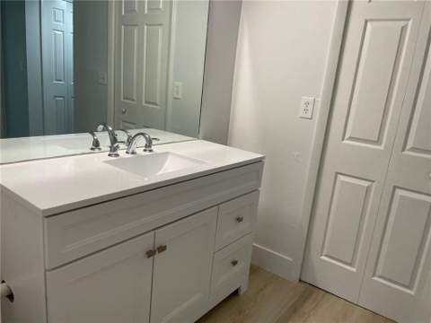 235 Lakeview Drive #102, Weston FL - photo 18 of 29