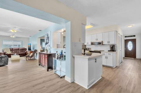 7500 NW 73rd Avenue, Tamarac FL - photo 18 of 55
