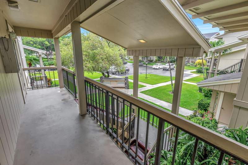 2 bedroom Condominium at 18350 SE Wood Haven Lane #F, Riverbend Condo, Jupiter — photo 4