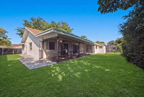 8114 Nutmeg Way, Tamarac FL - photo 23 of 28