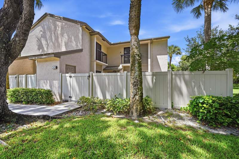 2 bedroom Townhouse at 3439 NW 47th Avenue #31100, Karanda Village V-A Condo, Coconut Creek — photo 4