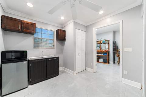 735 Hibiscus Drive, Royal Palm Beach FL - photo 19 of 35