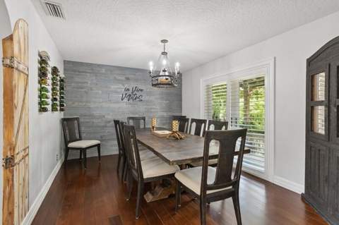 14324 Paddock Drive, Wellington FL - photo 14 of 33