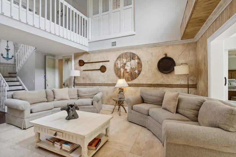 4 bedroom Single Family Residence at 14324 Paddock Drive, Sugar Pond Manor Of Wellington, Wellington — photo 4