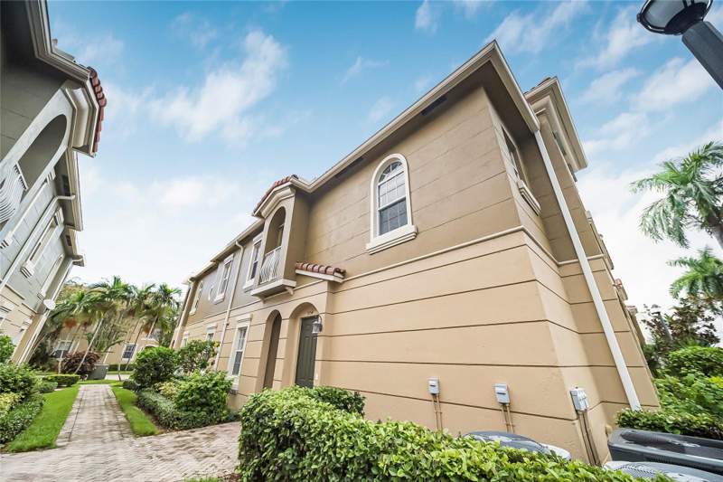 3 bedroom Condominium at 5754 Hampton Hills Boulevard #5754, Hampton Hills Condo, Tamarac — photo 2