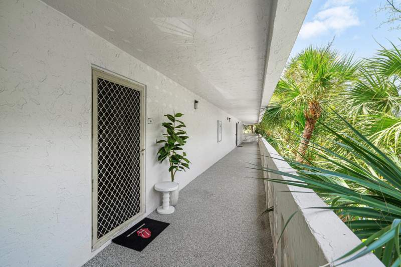 2 bedroom Condominium at 800 Jeffery Street #307, Porta Bella Southwest Condo As, Boca Raton — photo 2