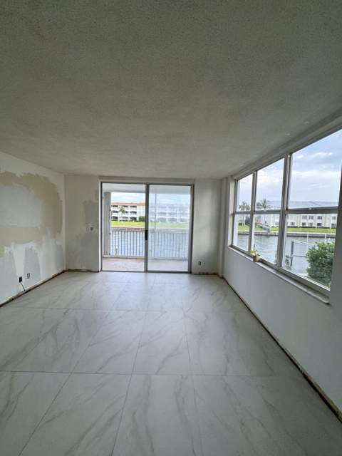 100 Paradise Harbour Boulevard #212, North Palm Beach FL - photo 11 of 21