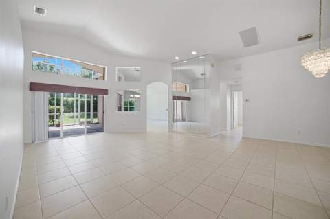 7639 Tarpon Cove Circle, Lake Worth FL - photo 11 of 81