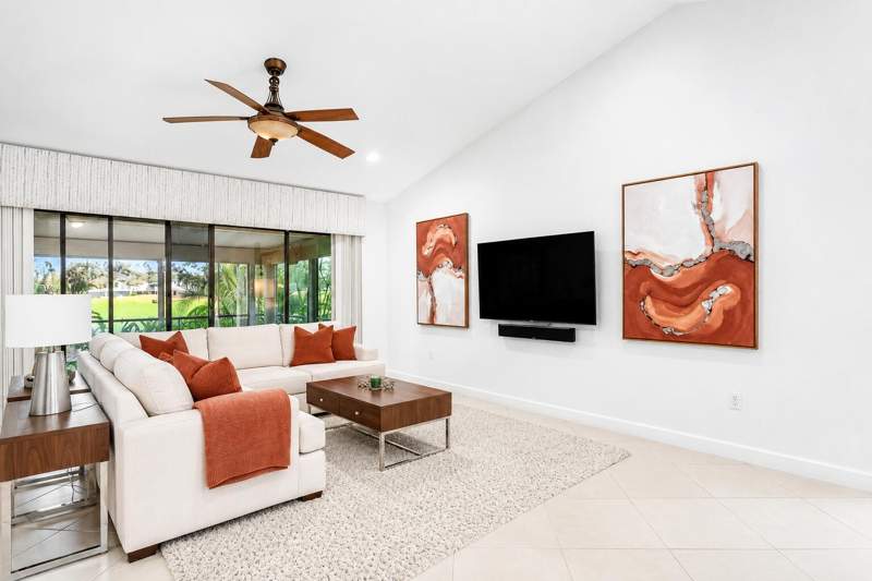 2 bedroom Condominium at 16131 Laurel Drive #33, Villas Of Bonaventure, Weston — photo 2