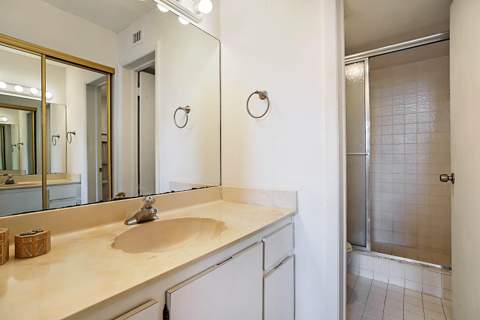 6475 W Oakland Park Boulevard #505, Lauderhill FL - photo 17 of 34