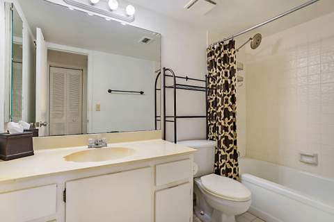 6475 W Oakland Park Boulevard #505, Lauderhill FL - photo 20 of 34