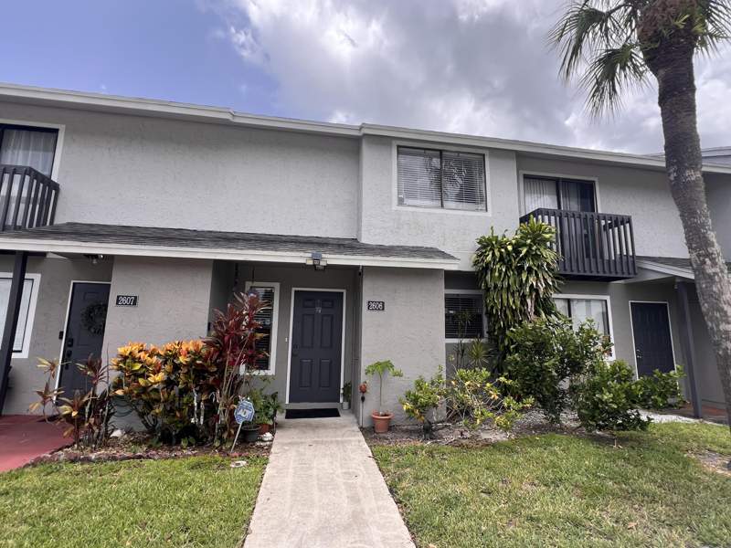 2 bedroom Townhouse at 2606 Canalside Drive, Canalake Replat, Greenacres — photo 2
