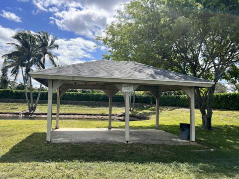 2606 Canalside Drive, Greenacres FL - photo 10 of 32