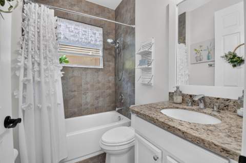 8218 Adrina Shores Way, Boynton Beach FL - photo 15 of 64