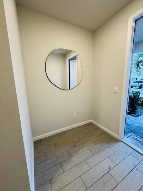 5677 Mentmore Drive #5677, Mangonia Park FL - photo 8 of 30