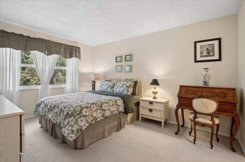473 Lake Frances Drive, West Palm Beach FL - photo 8 of 24
