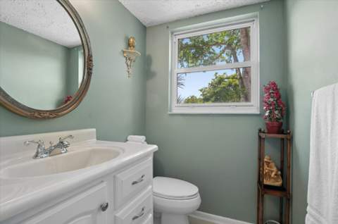 473 Lake Frances Drive, West Palm Beach FL - photo 11 of 24