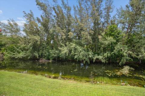 473 Lake Frances Drive, West Palm Beach FL - photo 13 of 24