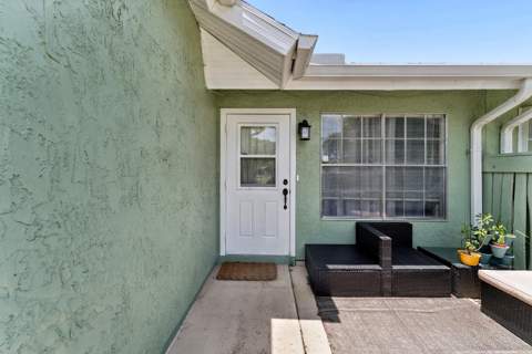 1382 SE Rivergreen Circle, Port St. Lucie FL - photo 6 of 42