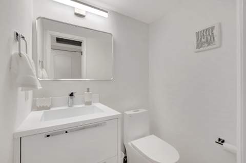 1072 Yarmouth Drive, Boca Raton FL - photo 14 of 46