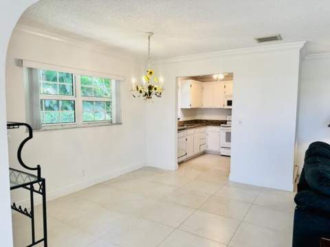 340 Orange Tree Drive #5, Atlantis FL - photo 9 of 21