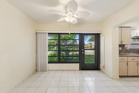 4675 Robinwood Circle #A, Boynton Beach FL - photo 11 of 31