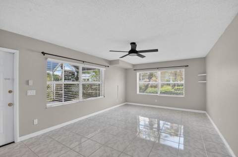3504 Medford Court, Boynton Beach FL - photo 11 of 68