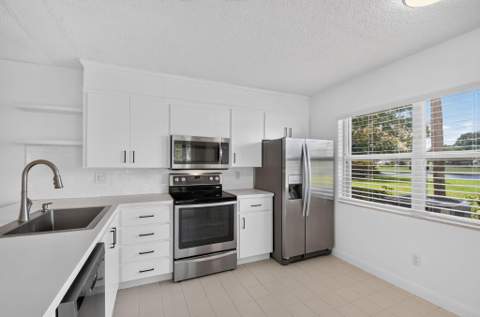 3504 Medford Court, Boynton Beach FL - photo 23 of 68