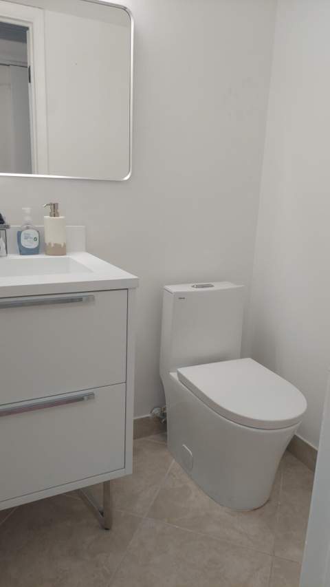 1072 Yarmouth Drive, Boca Raton FL - photo 15 of 46