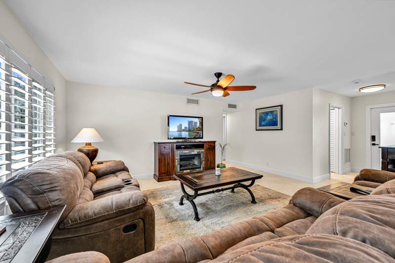 2 bedroom Condominium at 2860 NE 14th St Causeway #201D, Casa La Quinta Condo, Pompano Beach — photo 3